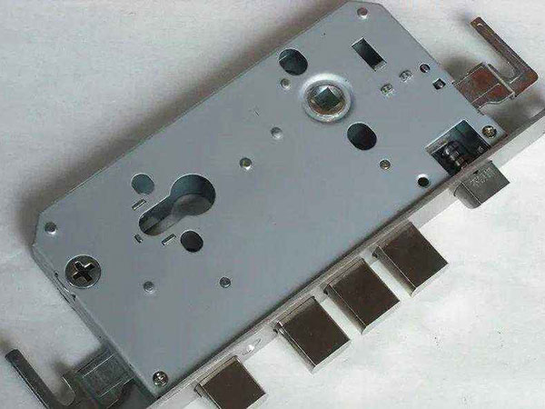 喀什地24小时上门开锁公司